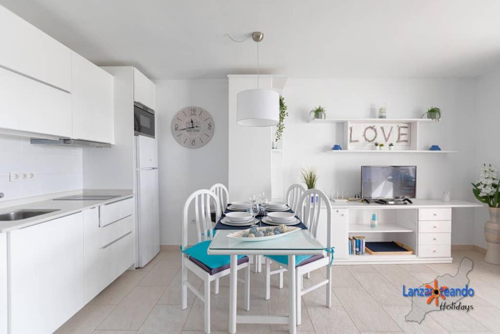 Vivienda Vacacional Ocean Pearl Costa Teguise Exterior photo